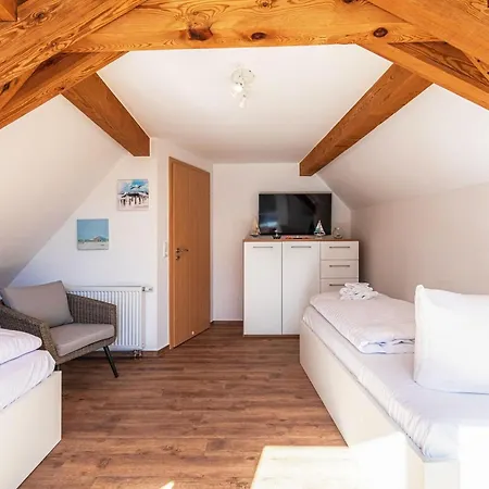 Apartment An Der Georgenkirche Waren (Mueritz)