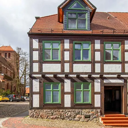 An Der Georgenkirche شقة